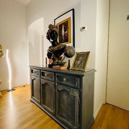 Direct City Center-Privat Rooms-5 Minutes Mariahilferstrasse Wien Exteriör bild