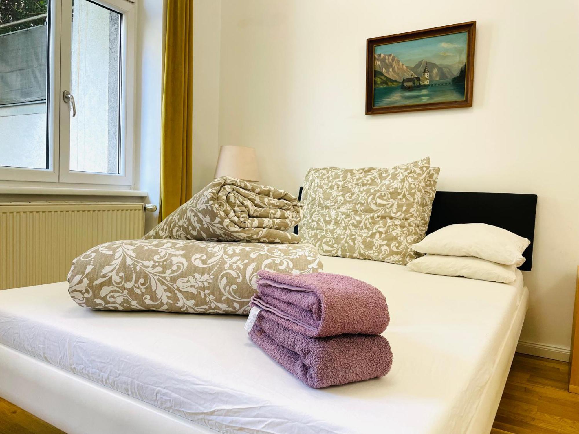 Direct City Center-Privat Rooms-5 Minutes Mariahilferstrasse Wien Exteriör bild